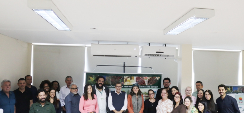 Fetaemg recebe visita da secretaria executiva do MDA