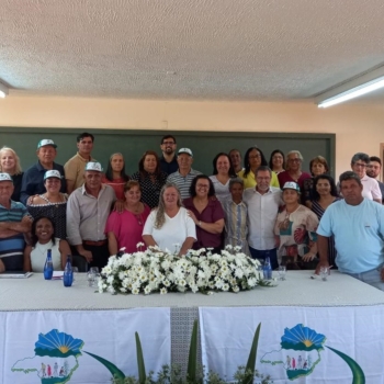 Com o objetivo de acelerar a regularização fundiária das famílias acampadas e assentadas da reforma agrária no Triângulo Mineiro, o presidente da Fetaemg, Vilson Luiz da Silva, se reuniu nesta terça-feira (30), em Uberaba, com a superintendente regional do Incra em Minas Gerais, Neila Batista.