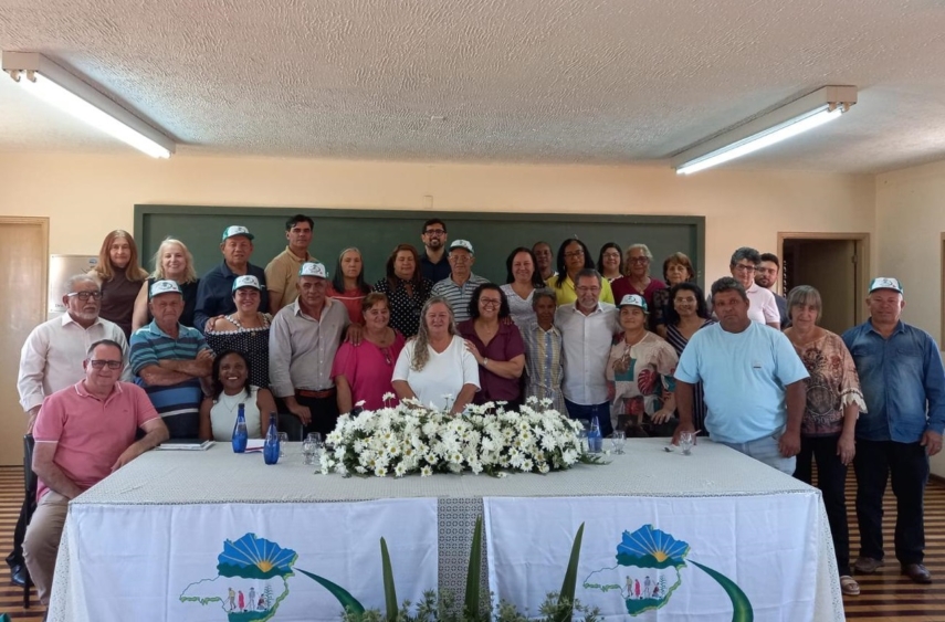 Com o objetivo de acelerar a regularização fundiária das famílias acampadas e assentadas da reforma agrária no Triângulo Mineiro, o presidente da Fetaemg, Vilson Luiz da Silva, se reuniu nesta terça-feira (30), em Uberaba, com a superintendente regional do Incra em Minas Gerais, Neila Batista.